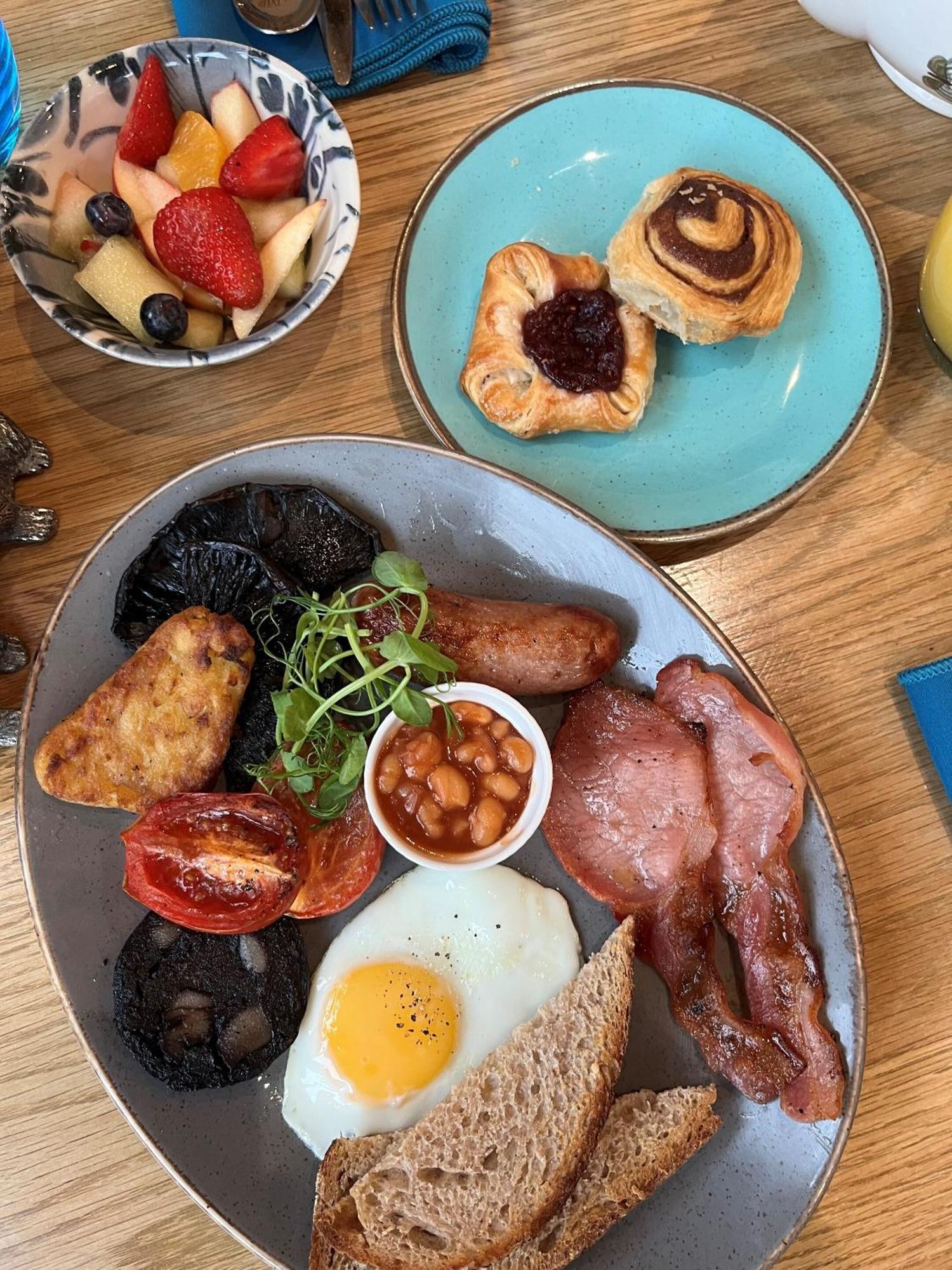 Darwin'S Townhouse Bed and Breakfast Shrewsbury Buitenkant foto English breakfast
